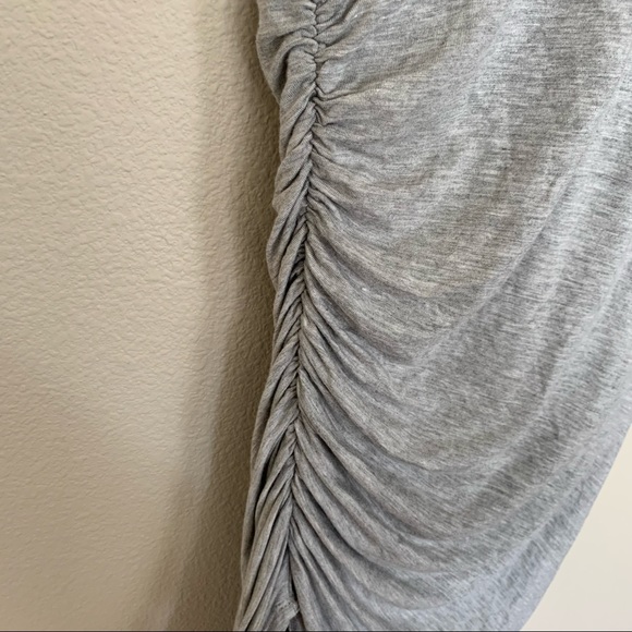 Grey ruched bodycon asymmetrical dress - Picture 4 of 5